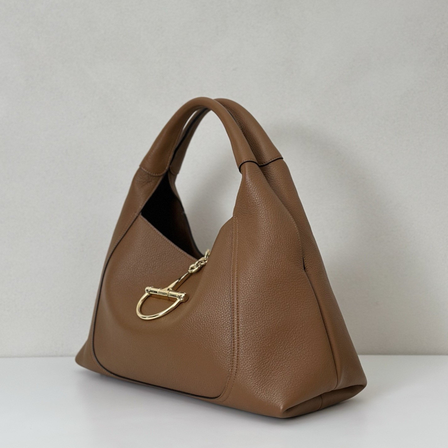 G*u*i Softbit Maxi Shoulder Bag Brown Leather 46x26x16cm