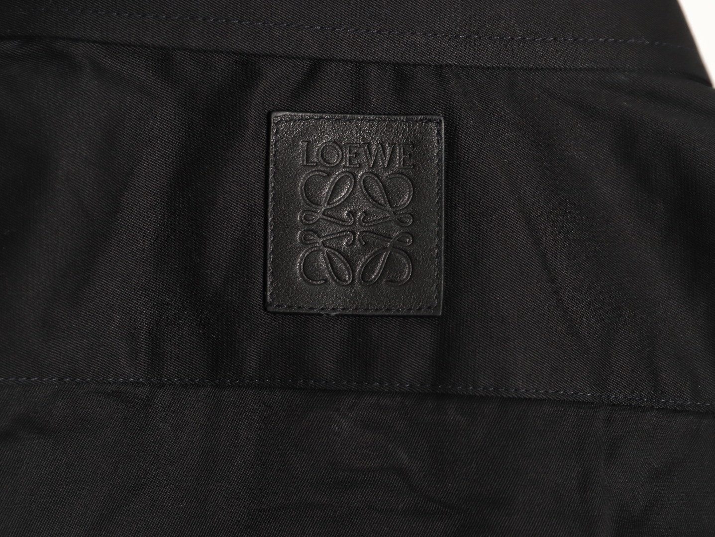 L0ew* 25ss Coats