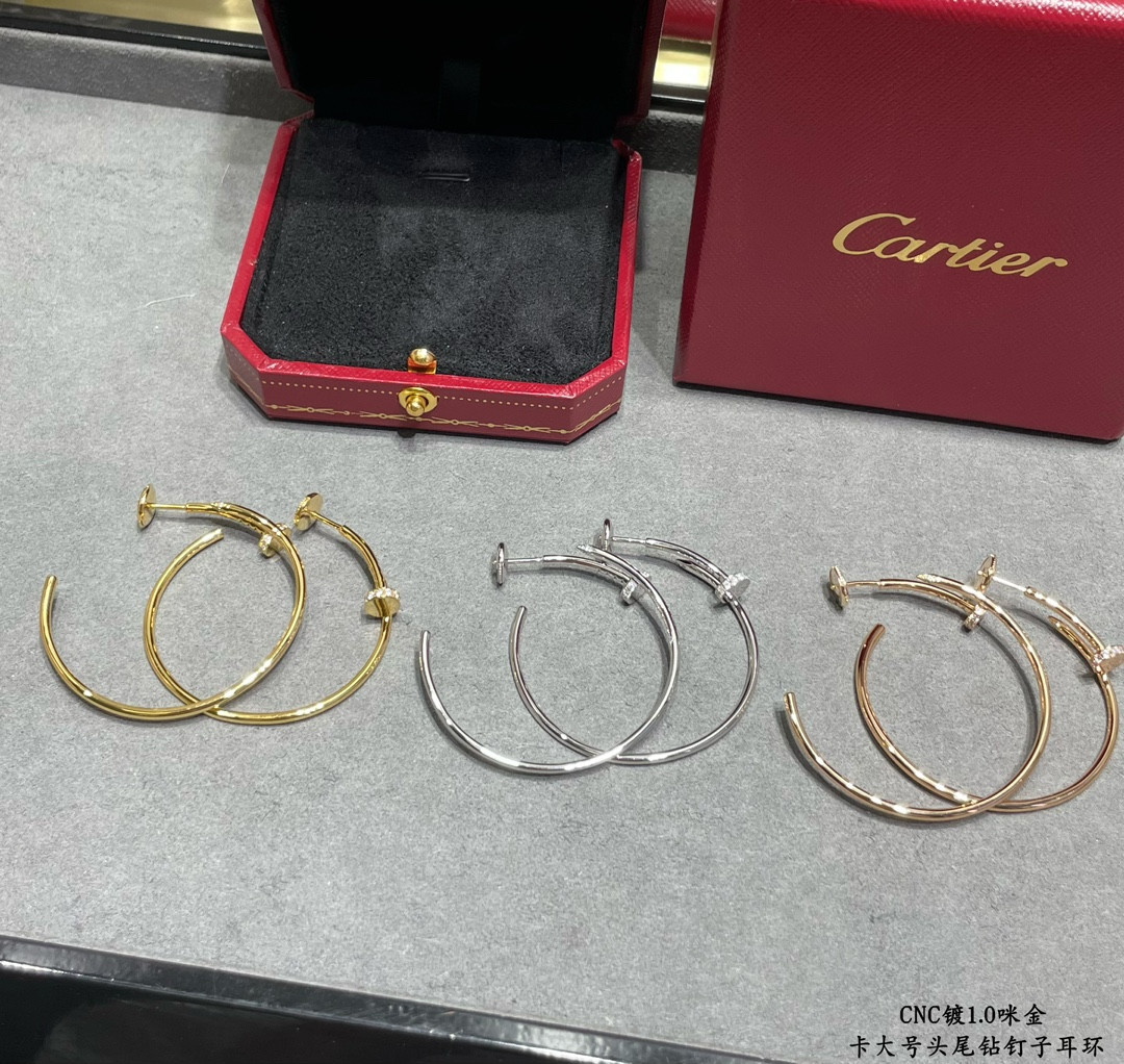 Ca*t*er Large size head and tail diamond nail Earrings