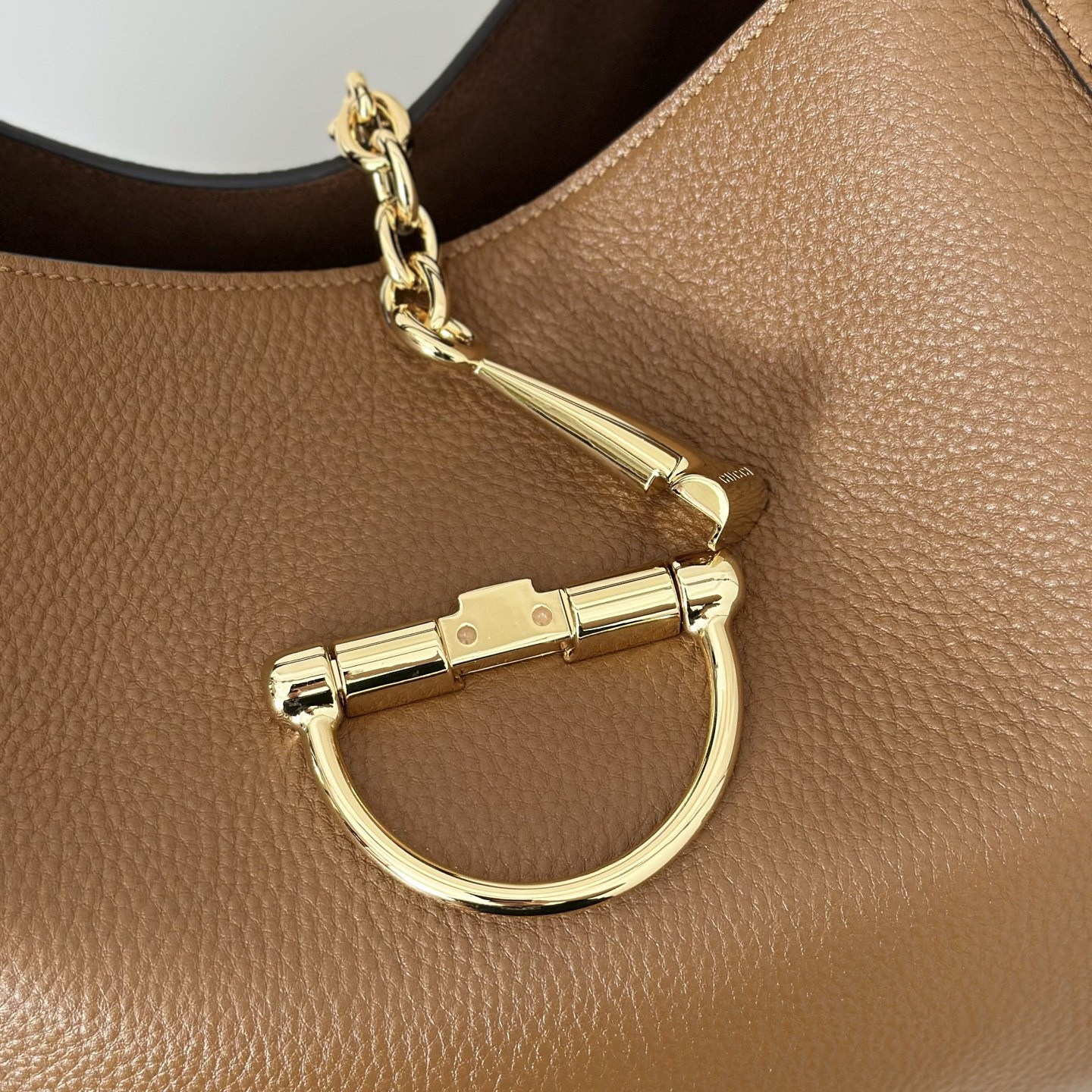 G*u*i Softbit Maxi Shoulder Bag Brown Leather 46x26x16cm