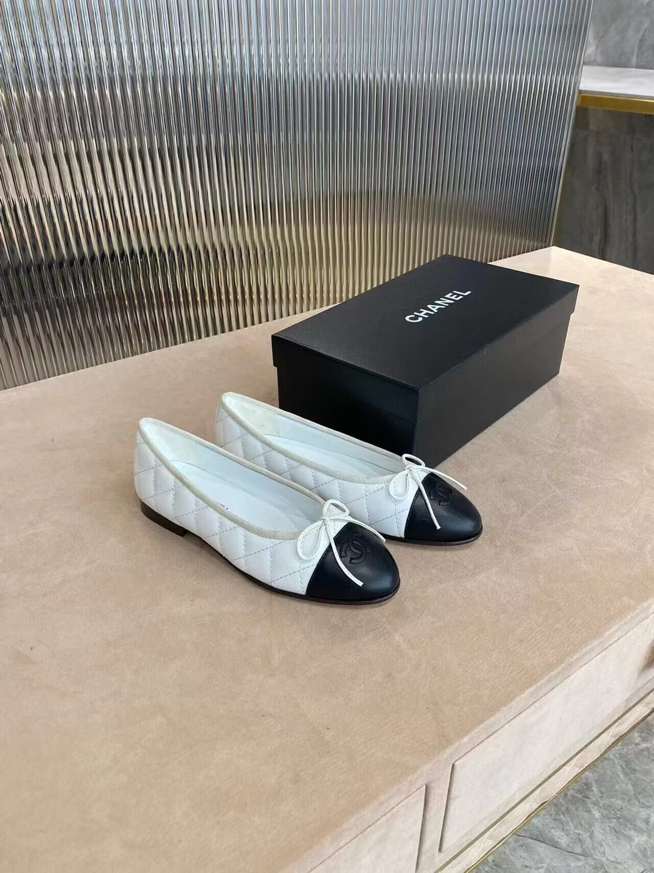 Ch*el BALLET FLATS  Aged Calfskin White & Black