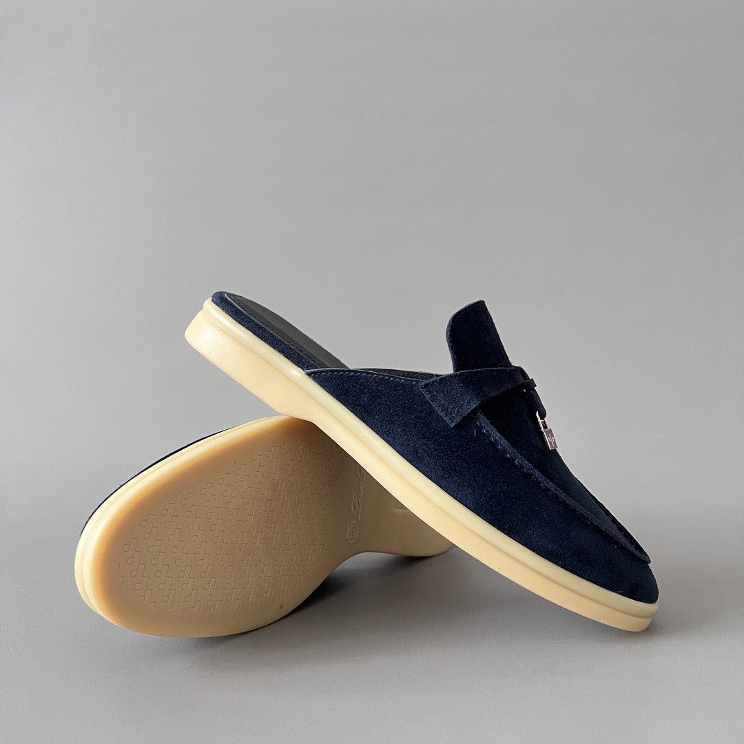 UA L**o p*ana Babouche Charms Walk Loafers