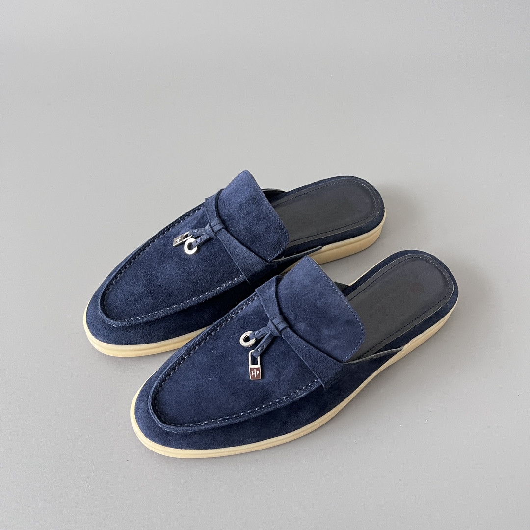 UA L**o p*ana Babouche Charms Walk Loafers