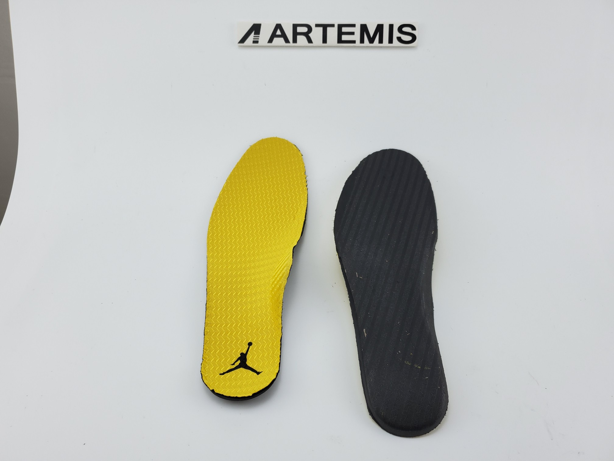 Jordan 5 Retro Michigan 2019