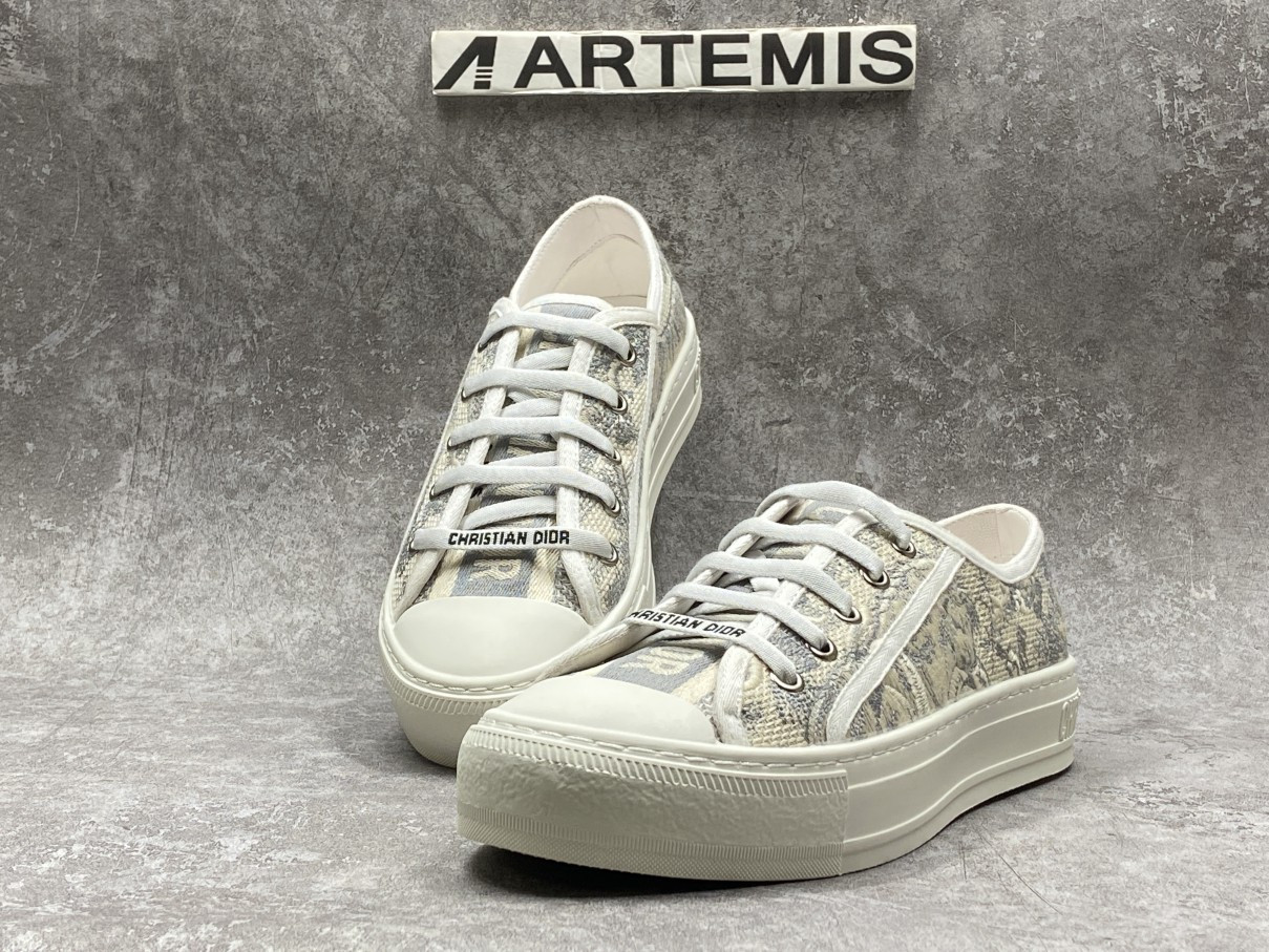 D*0r Walk N D*0r Patch Embroidery Grey