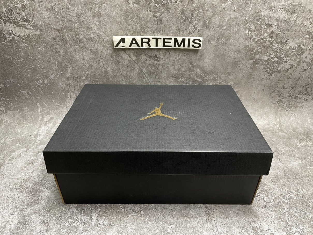 Air Jordan 4 Retro Manila