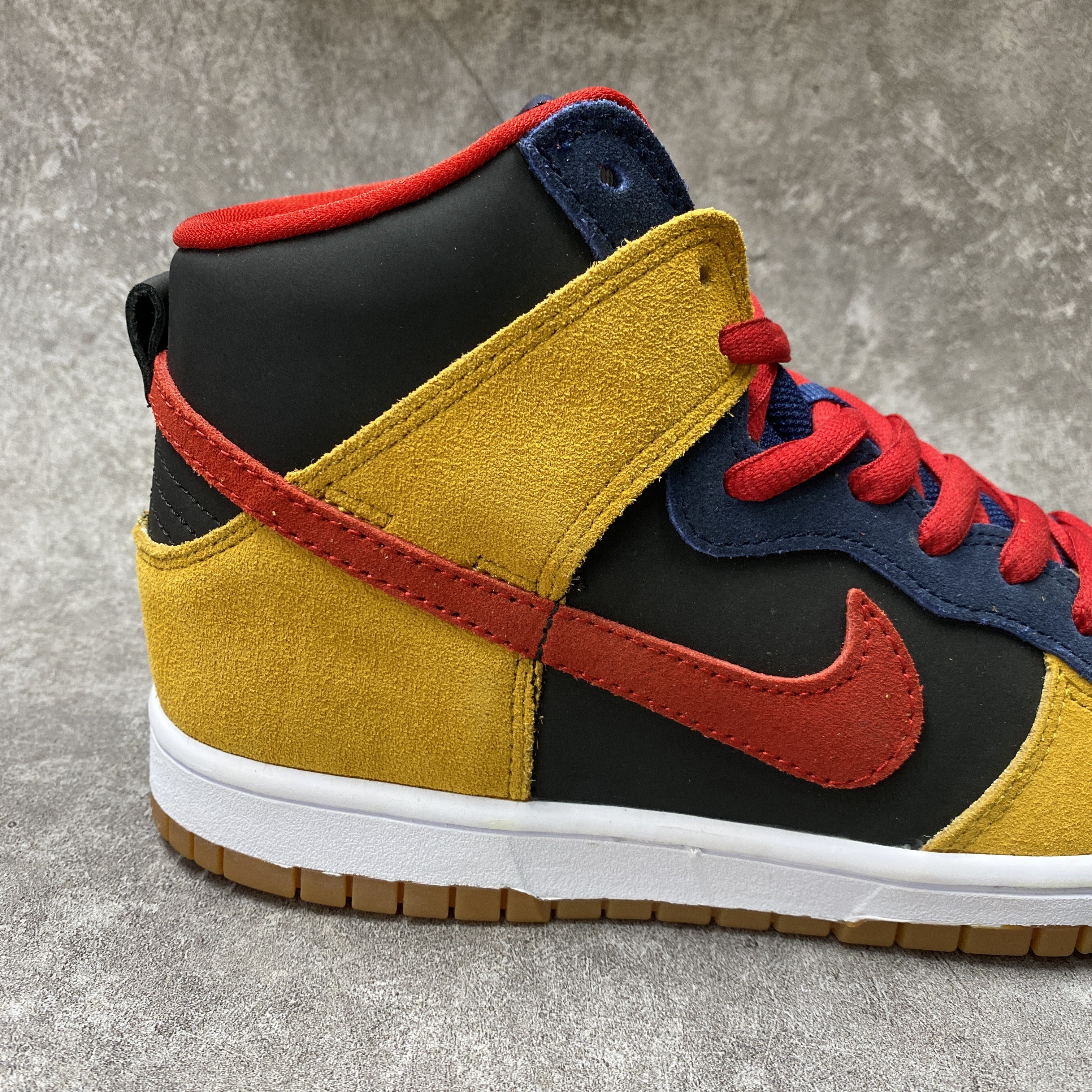 Nike Dunk SB High Reese Forbes