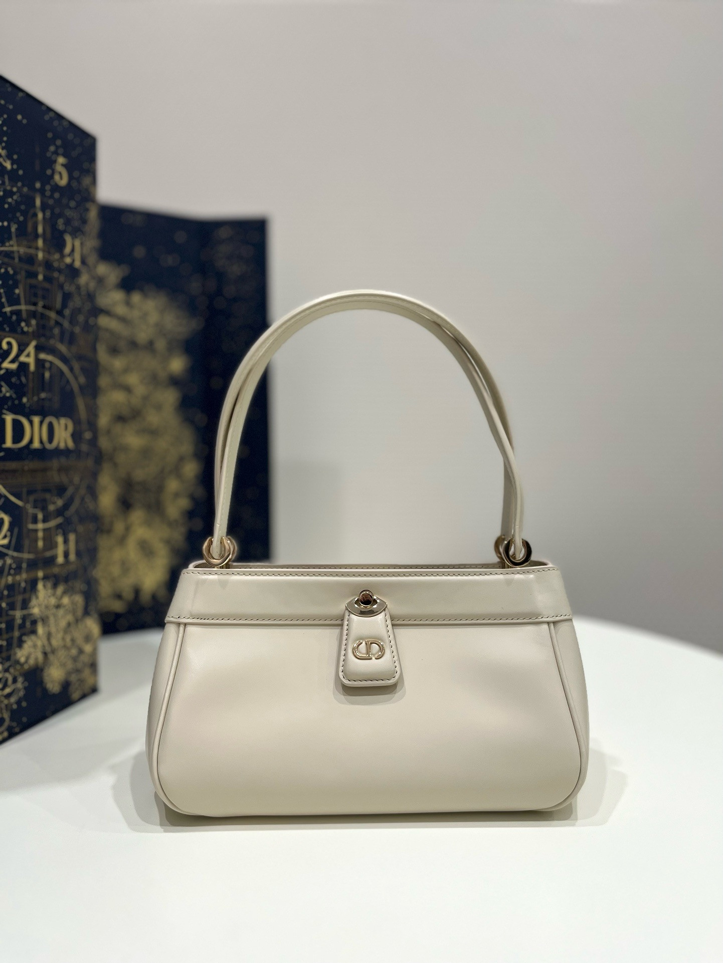 Ch**an D*0r SMALL D*0r KEY BAG  8.5x5x4.5 in