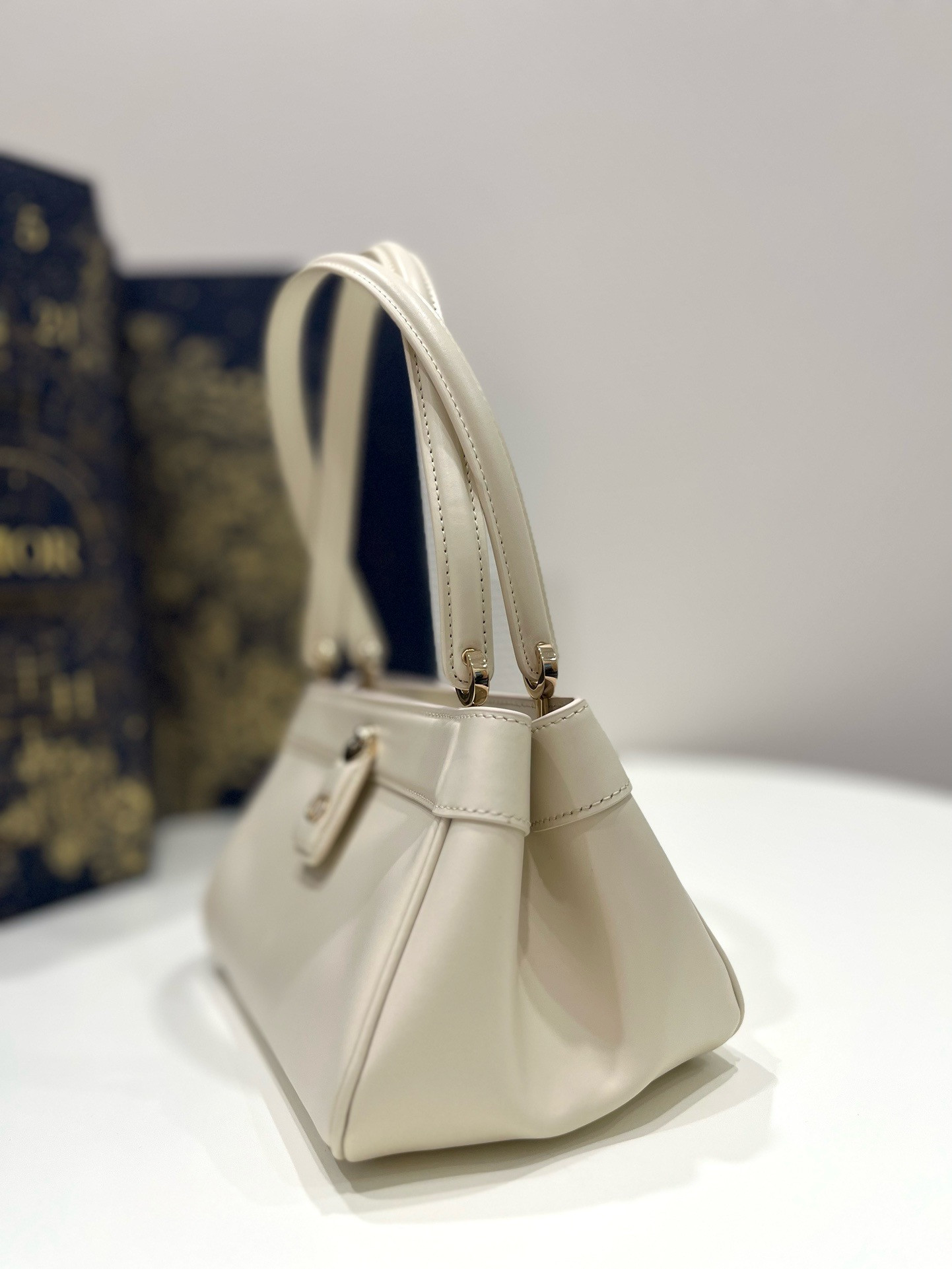 Ch**an D*0r SMALL D*0r KEY BAG  8.5x5x4.5 in