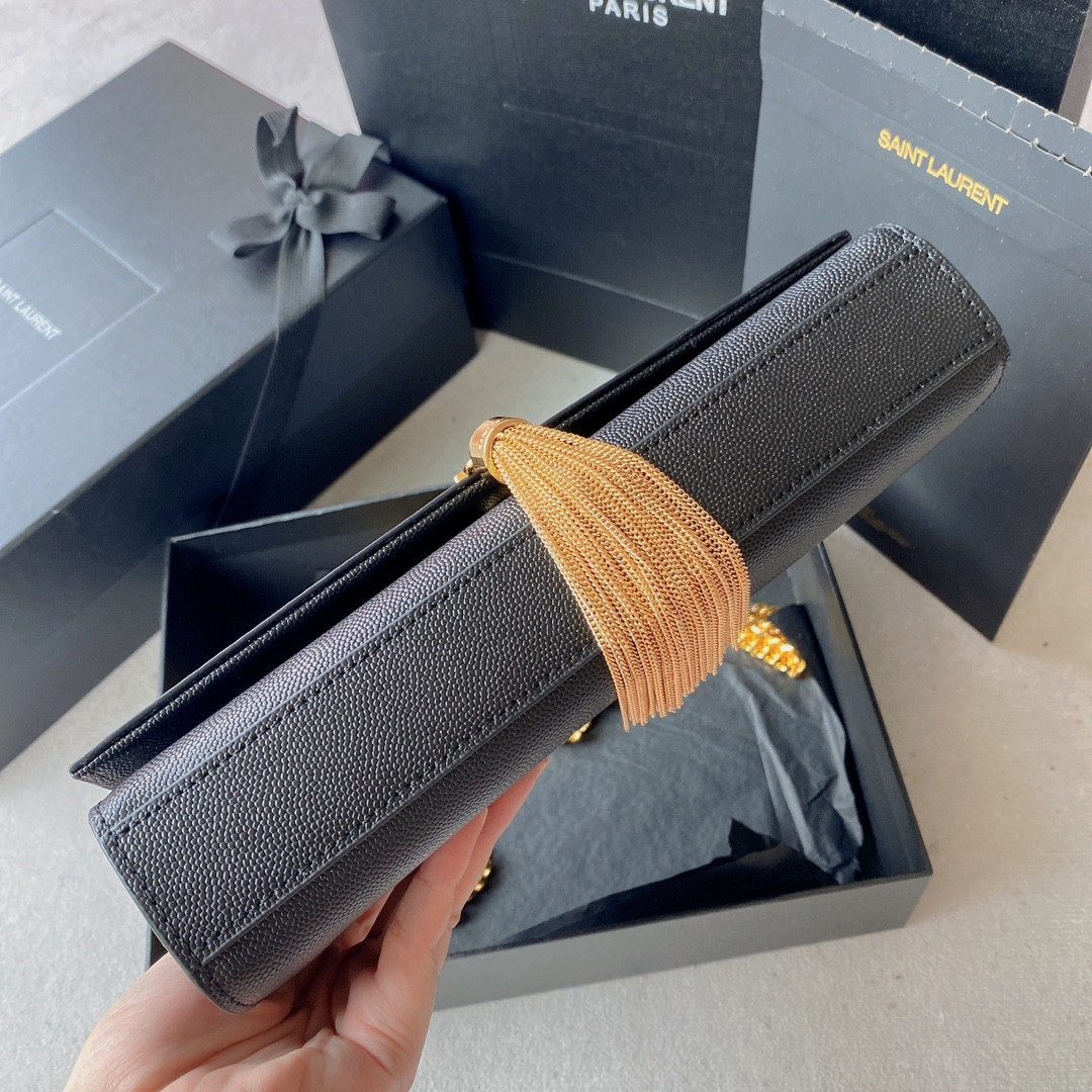 Y*L KATE MEDIUM IN GRAIN DE POUDRE EMBOSSED LEATHER BLACK 9.4 X 5.7 X 2.1 INCHES