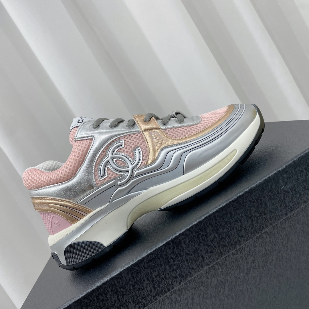 UA Ch*el SNEAKER