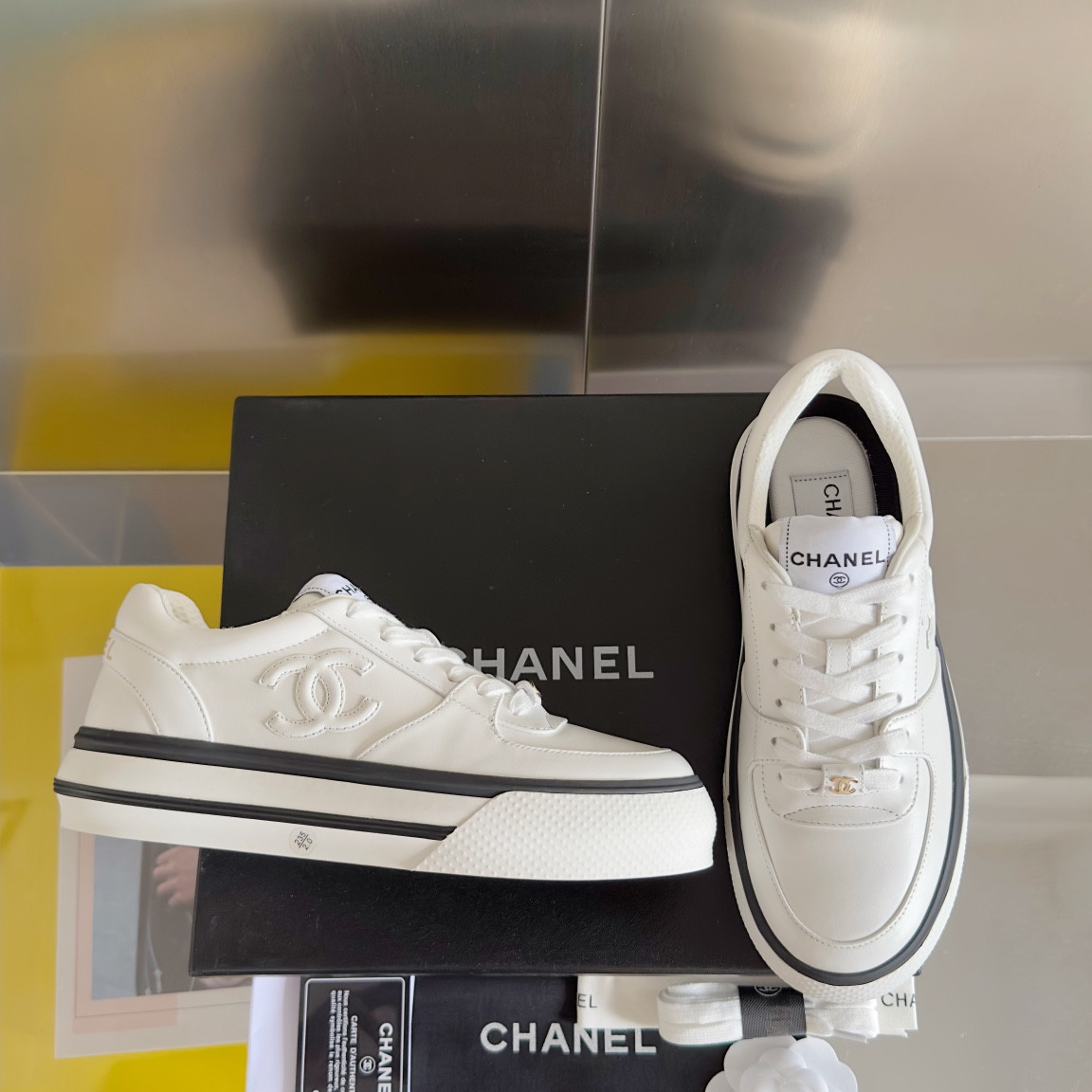 UA Ch*el SNEAKER