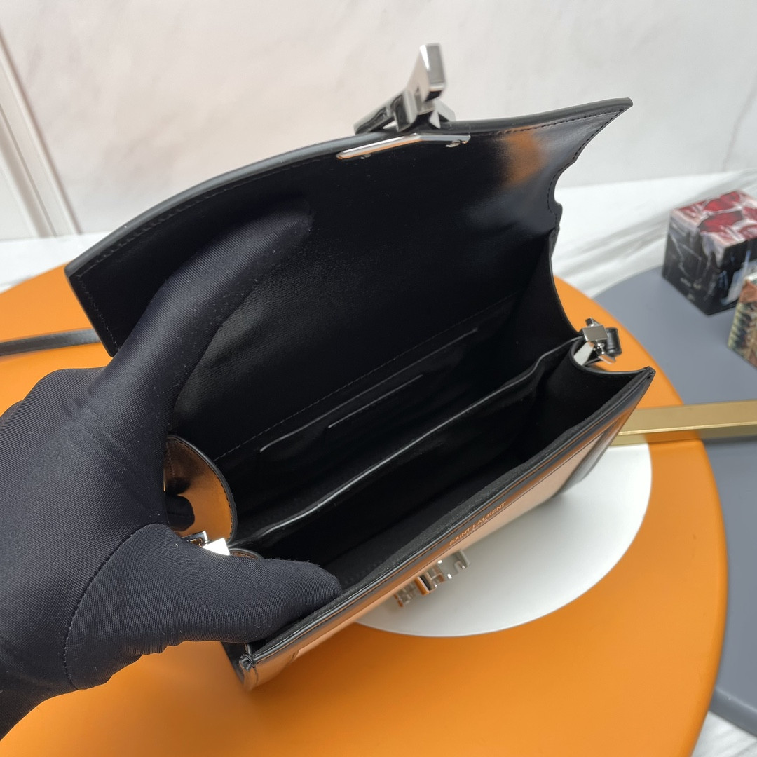 Y*L cassandra mini top handle bag 20x16x7.5cm