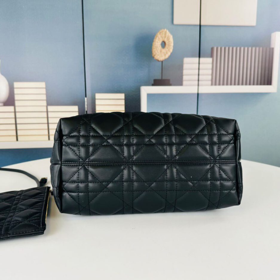 medium D*or toujours bag