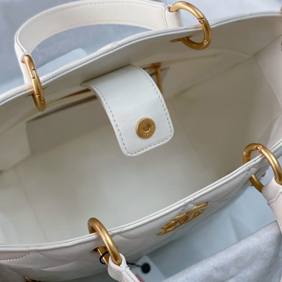 Ch*el shopping bag