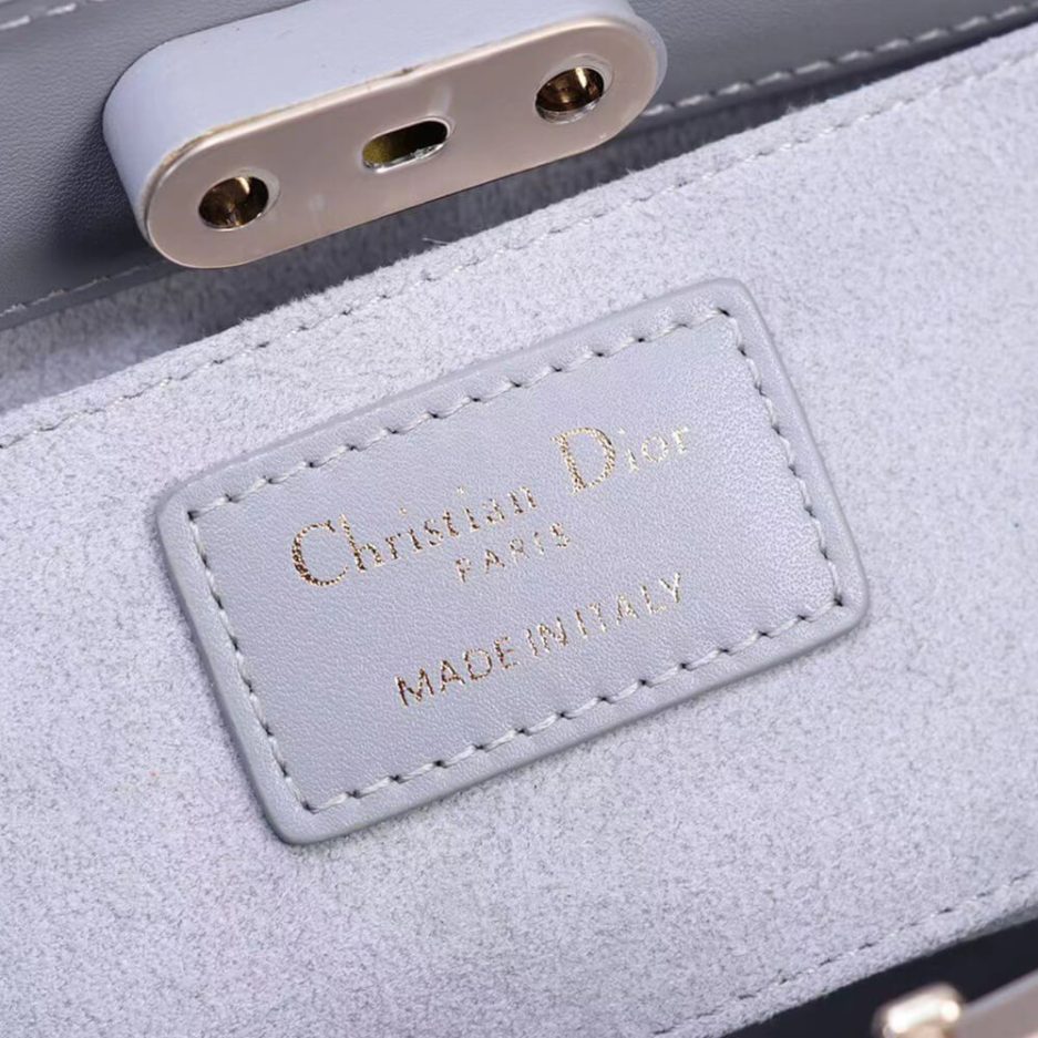 small D*or key bag