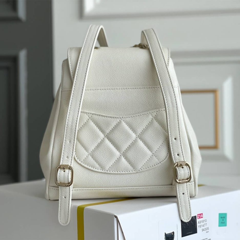 Ch*el  caviar backpack