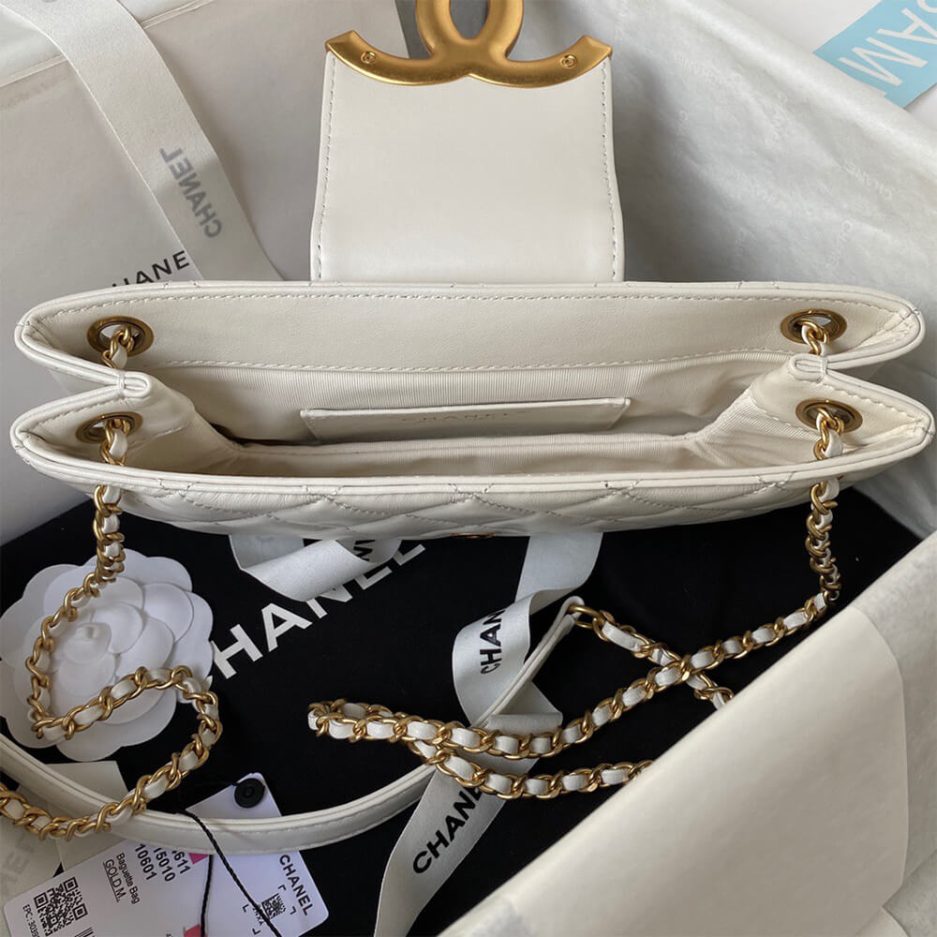 Ch*el baguette bag