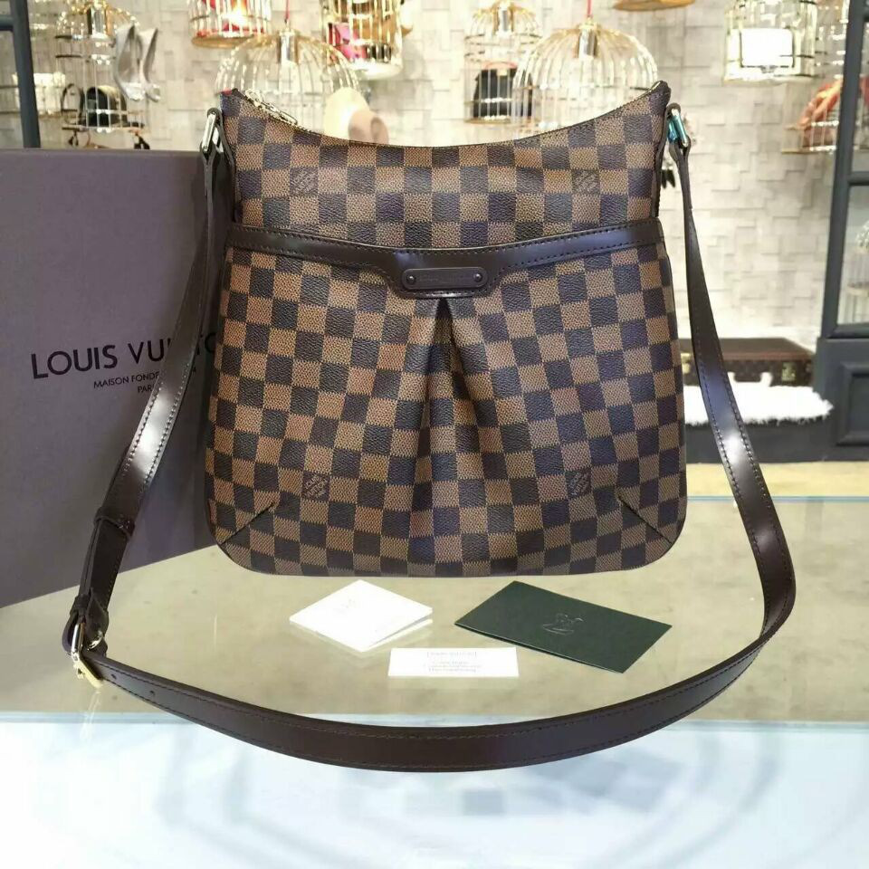 cohotbag l0vis Vvtt0n bloomsbury pm