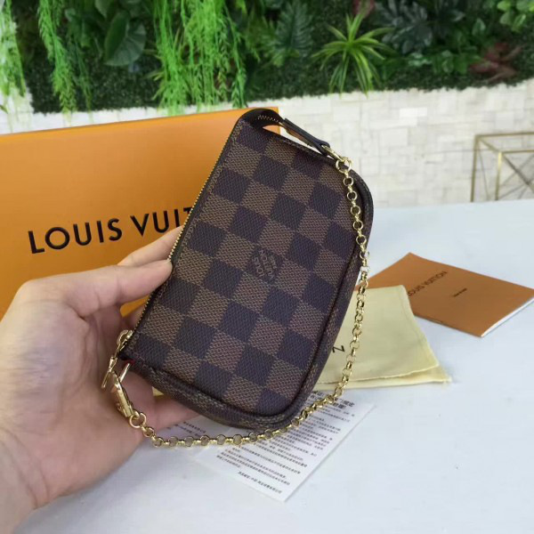 l0vis Vvtt0n mini pochette accessoires chain 3586