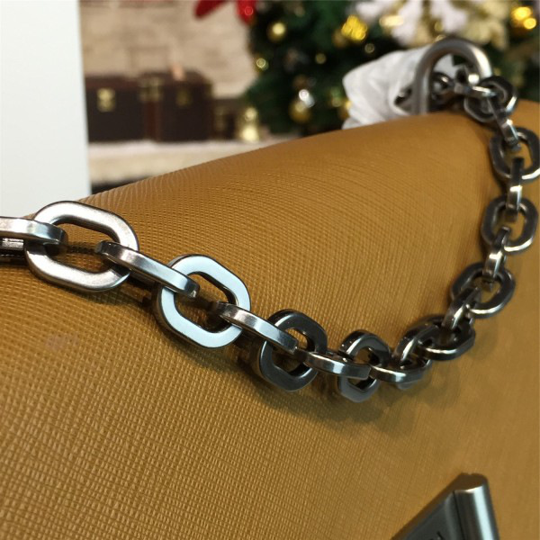 Pra*a metal closure 3921 23.5cm x 4.5cm x 15cm