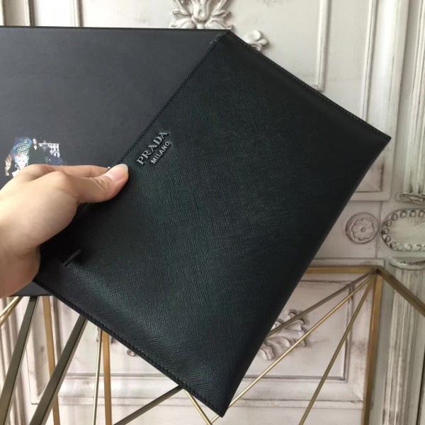 Pra*a leather clutch bag 4194 28cm x 1.5cm x 18cm