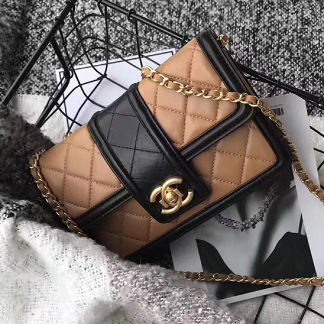Ch**el lambskin small wallet on chain beige a91365 vs03969