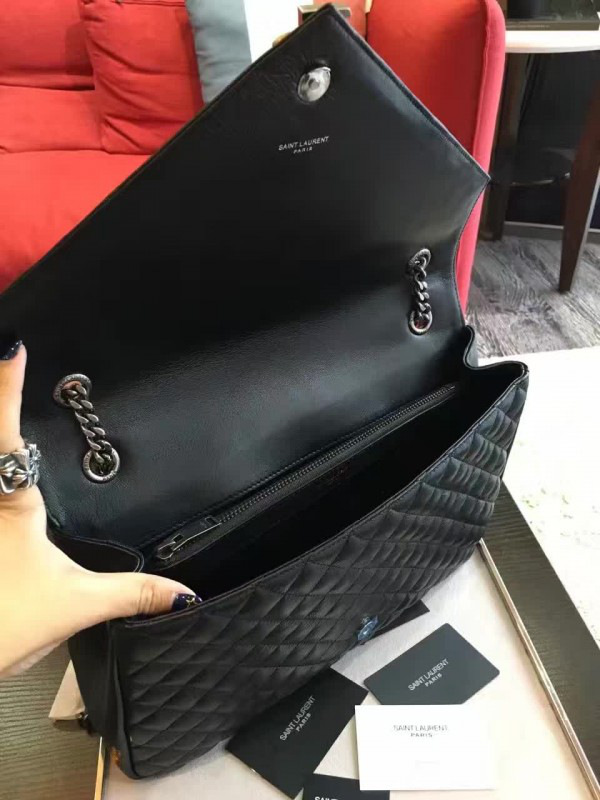Y51 envelop satchel large black  5118 31cm x 21.5cm x 8cm