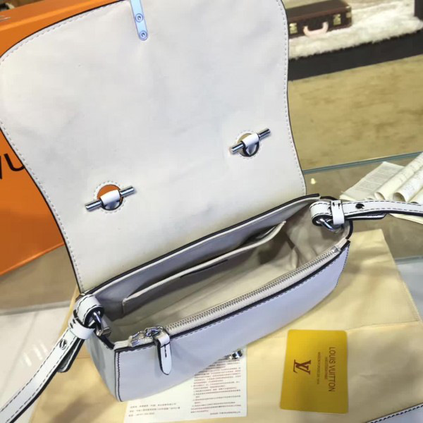 l0vis Vvtt0n chain cohotbag it bag pm 3658