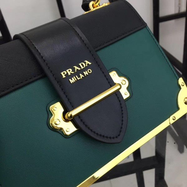 Pra*a cahier leather shoulder bag 1bd045 green 20 x 14.5 x 8.5 cm