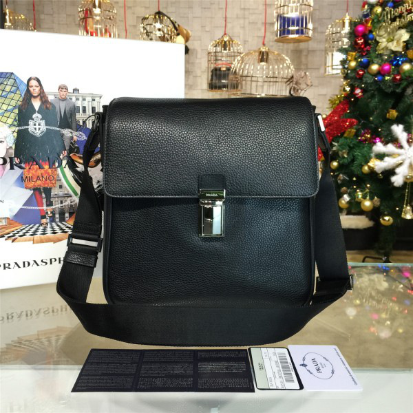 Pra*a cortex shoulder bag z3889 26cm x 7.5cm x 27cm