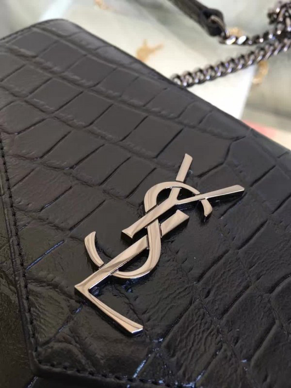 Y51 monogram kate crocodile embossed shiny leather 5029 19cm x 12.5cm x 3.5cm