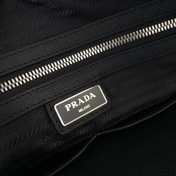 Pra*a leather briefcase 4325 34cmx7.5cmx34.5cm