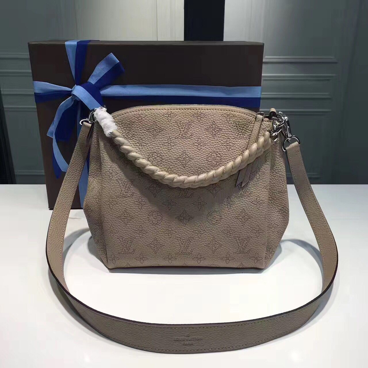 l0vis Vvtt0n babylone cohotbag chain bb creme 3516