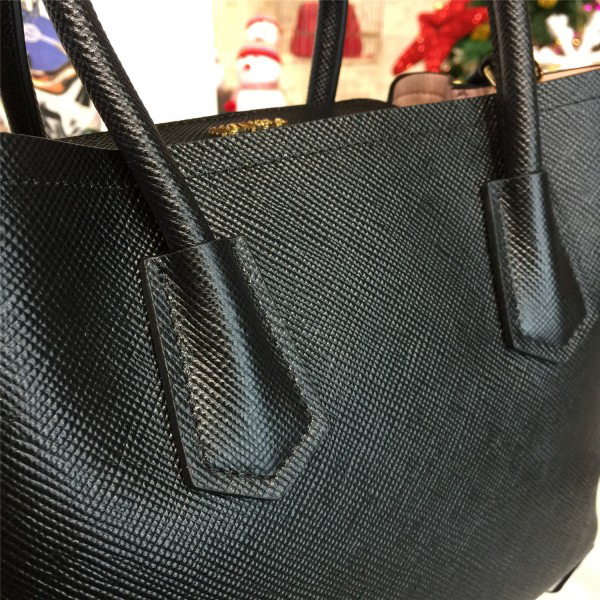 Pra*a double bag 4171 27cm x 11.5cm x 19.5cm