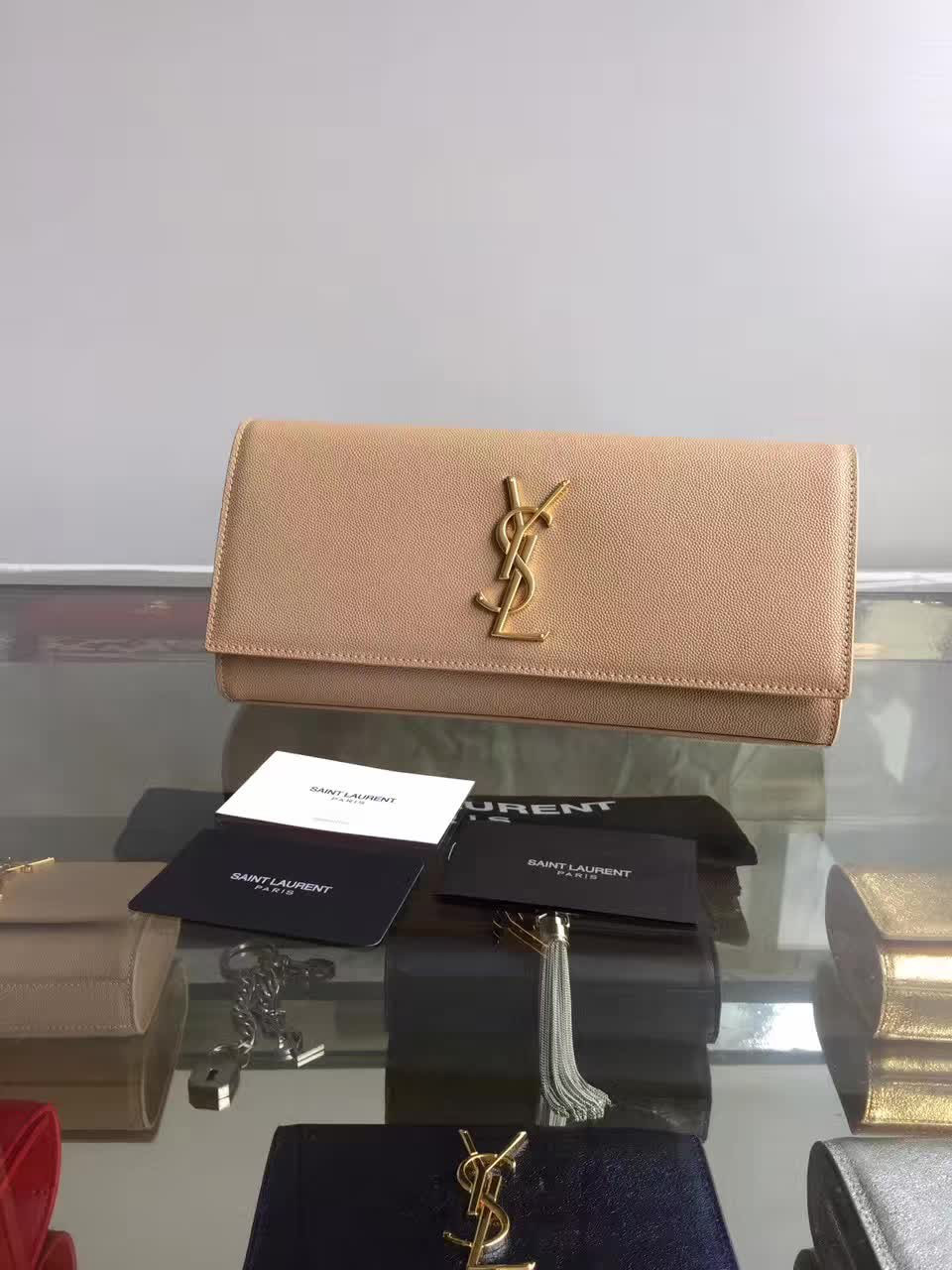Y51 monogram kate clutch grain de poudre embossed leather cohotbag 4954