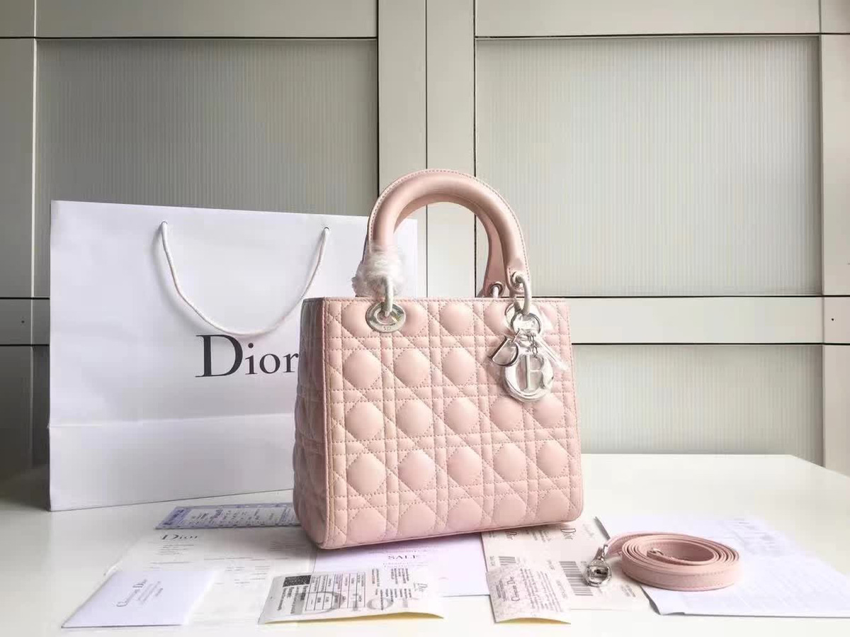 cohotbag lady D10r 1575