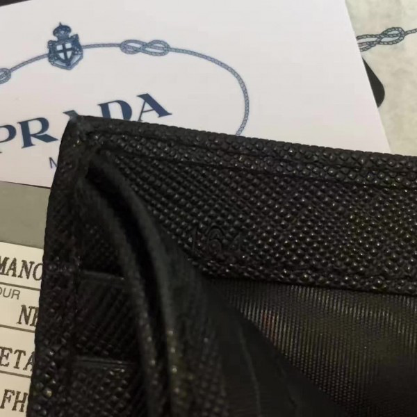 Pra*a cortex wallet 4336