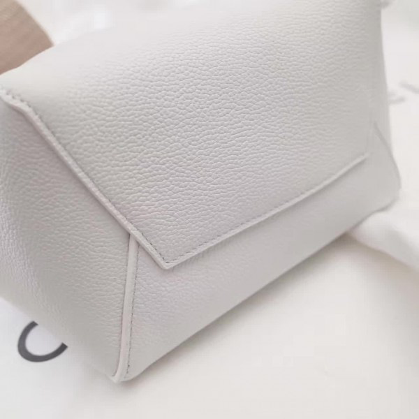 Ce1i*e leather sangle 17.5cm*24.5cm*12cm
