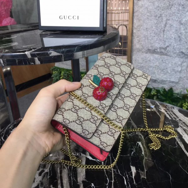 Gvc*1 wallet gray 2510 18cmx4cmx10cm