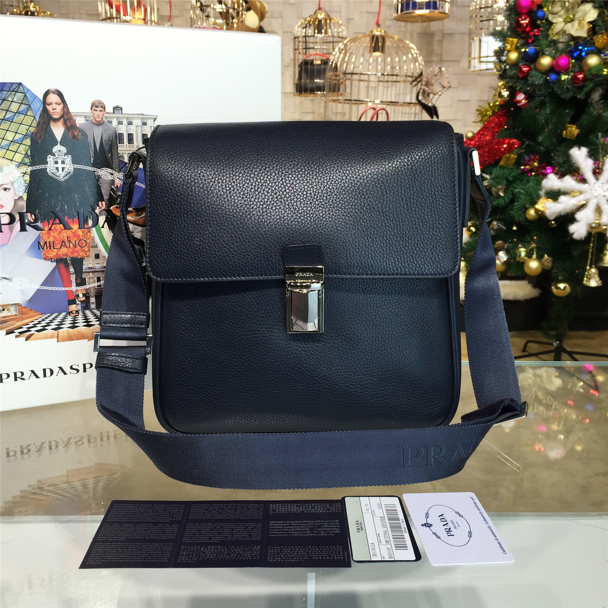 Pra*a cortex shoulder bag z3881 26cm x 7.5cm x 27cm