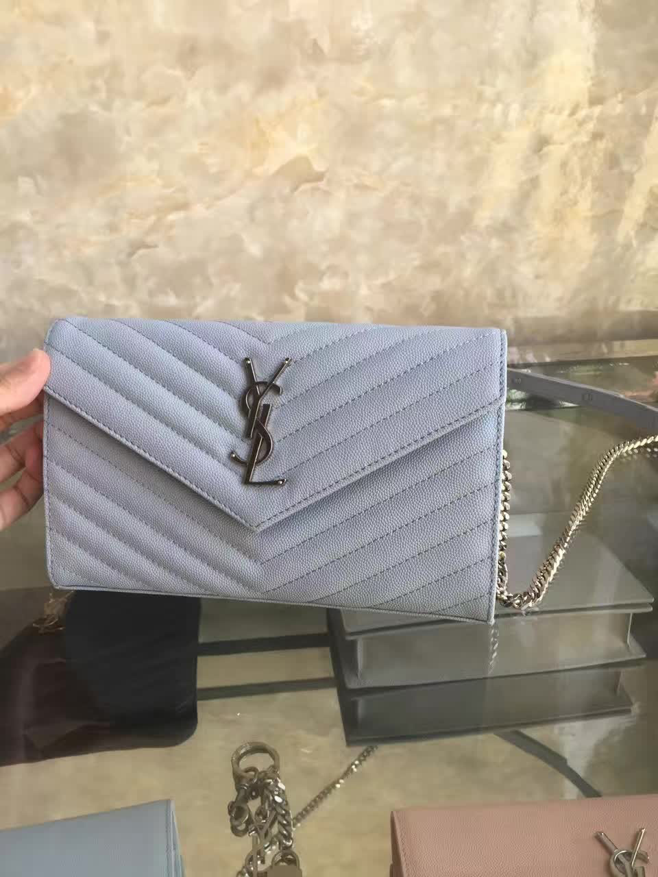 Y51 envelope chain wallet 5091  22cm x 5.5cm x 13.5cm