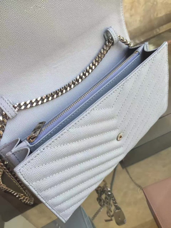 Y51 envelope chain wallet 5091  22cm x 5.5cm x 13.5cm