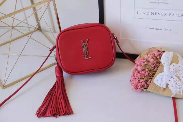 Y51 monogram blogger red 5115 14cm x 12cm x 5cm