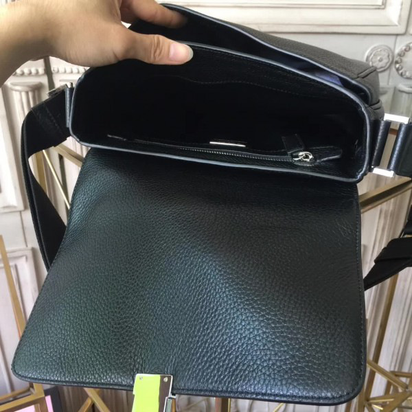 Pra*a leather briefcase 4327 26.5cmx9cmx27.5cm