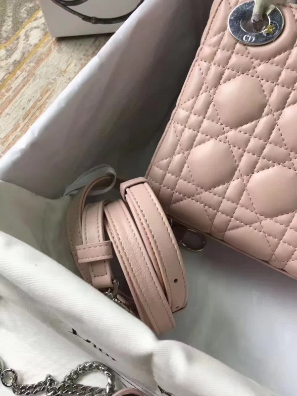 lady D10r 1583 17cm
