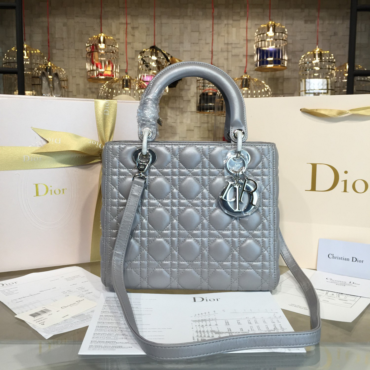 lady D10r 1640  24cm x 10cm x 20cm