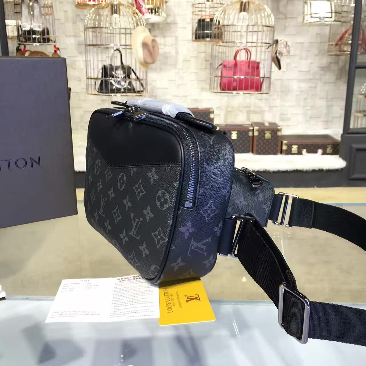 cohotbag l0vis Vvtt0n bumbag explore m42906 28cm