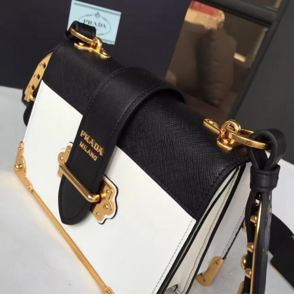 Pra*a cahier leather shoulder bag white 20cm x 9cm x14cm