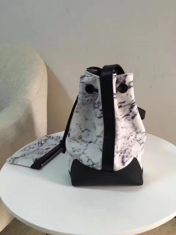 Ba1en*iaga bucket bag 22cm x 15cm x 24.5cm